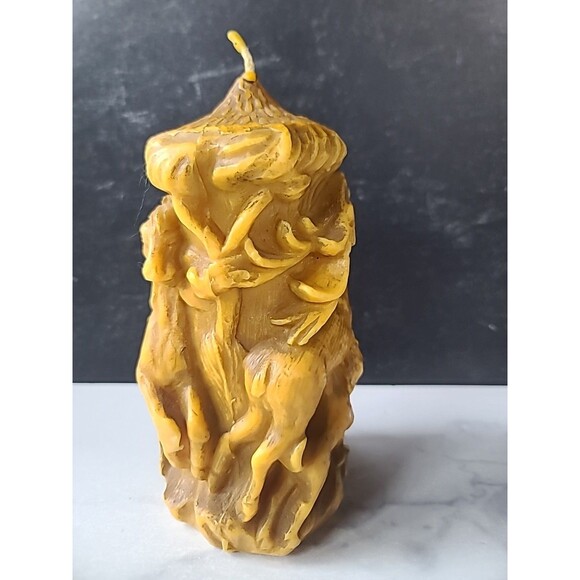 Vintage Hand Carved Hunting Themed 3-D Candle - Picture 4 of 10